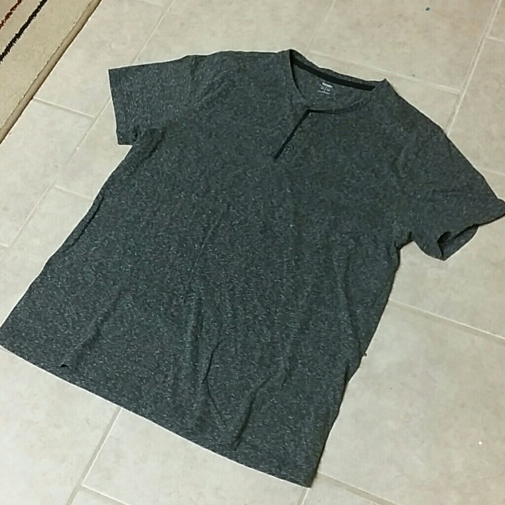 Men's Old Navy Tee